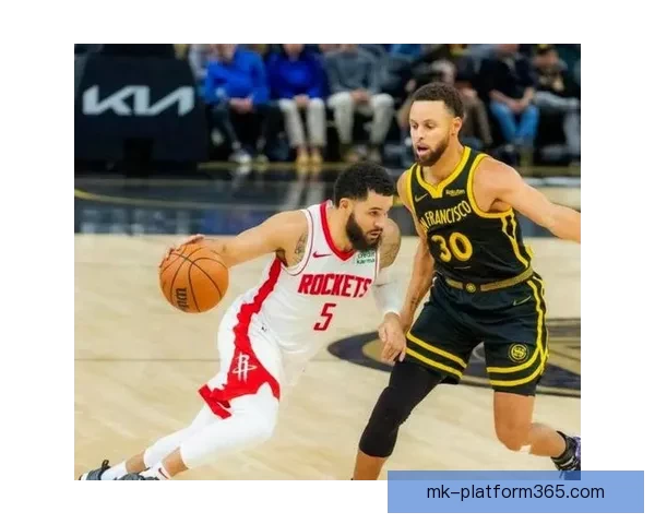 科尔确认库里已完成良好训练 塞斯和波斯特可迎战掘金