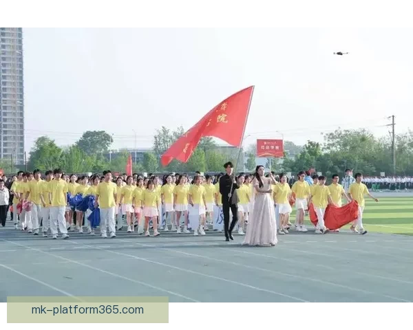 目光聚焦赛场瞬间 掌声致敬每一份拼搏与努力